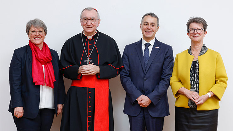 Gruppenbild, Rita Famos, Kurienkardinal Pietro Parolin, Bundesrat Ignazio Cassis, Evelyn Borer