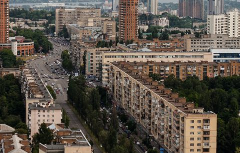 Zerstörte Wohnquartiere von Kiew