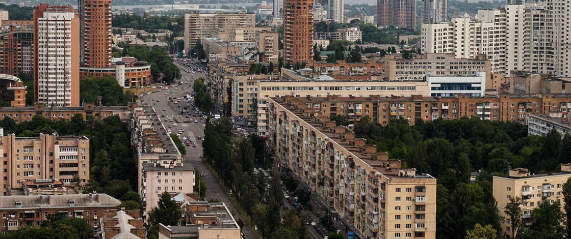 Zerstörte Wohnquartiere von Kiew