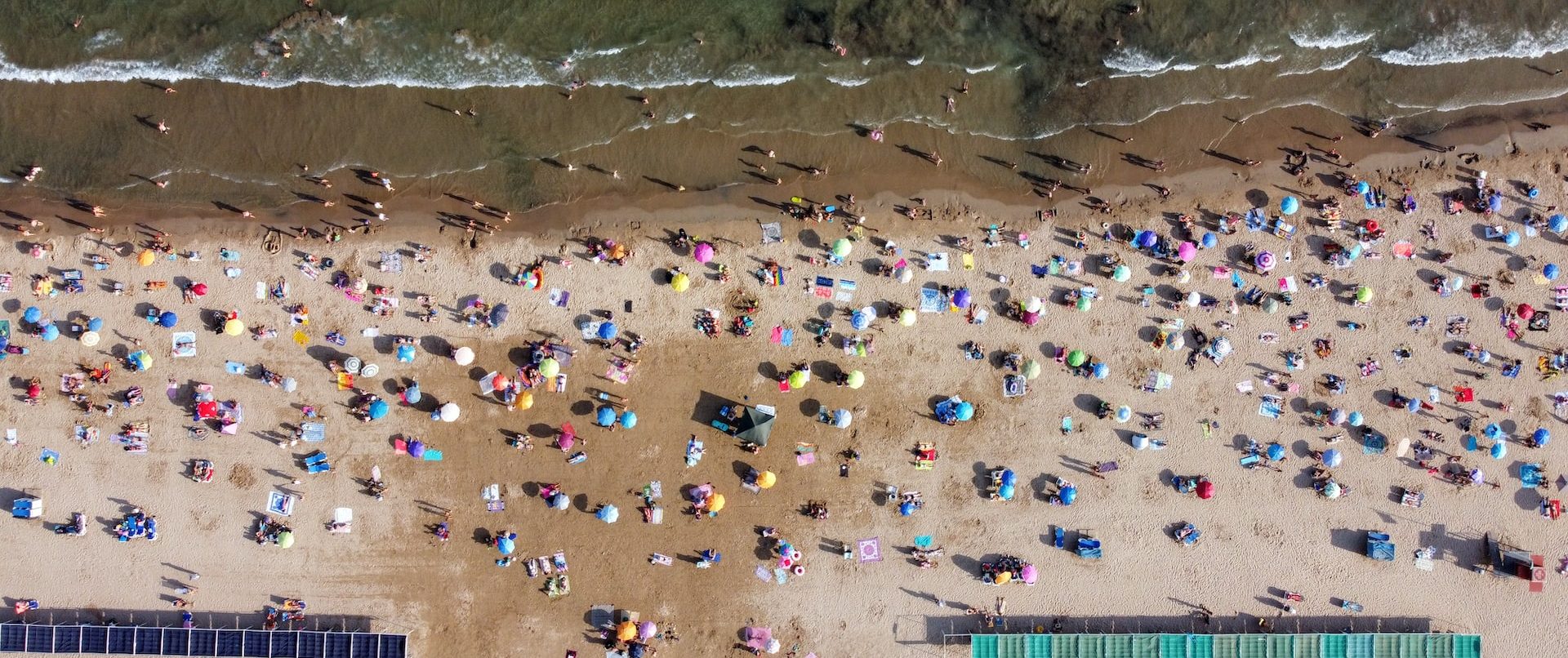 Menschen am Strand